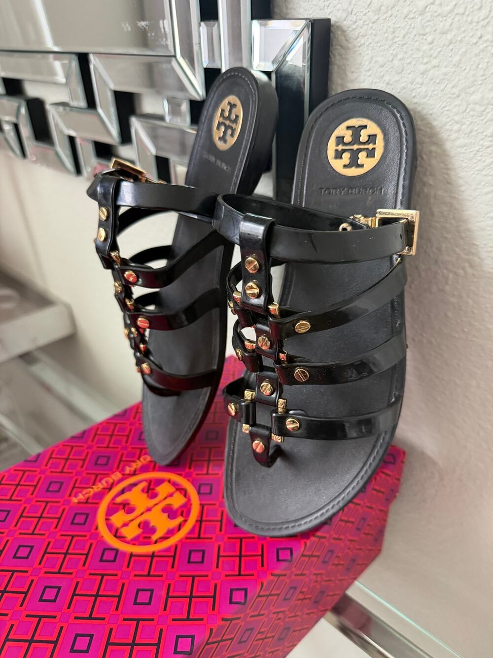 Tory Burch Gladiator Sandals Size 6